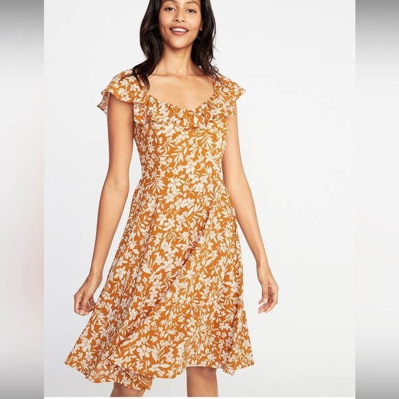Old Navy 2X plus floral cami midi dress, milkmaid cottagecore wildflower flutter - Picture 1 of 13